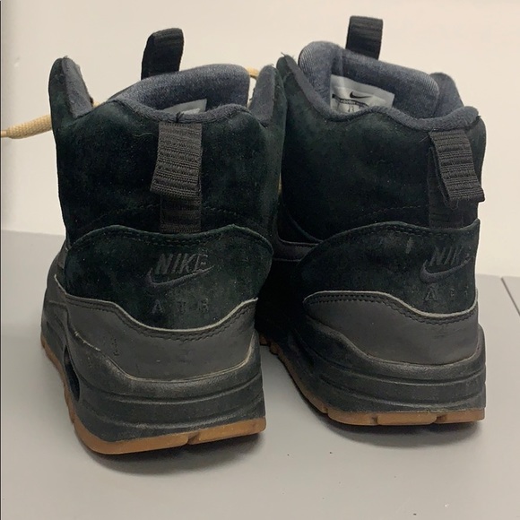 Nike Air Max 1 Waterproof Women’s Boots - Picture 3 of 8